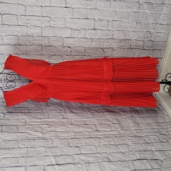 HIDDEN LABEL Red Ruffled, Lace, and Pleated Midi‎ Dress Small - Picture 1 of 12